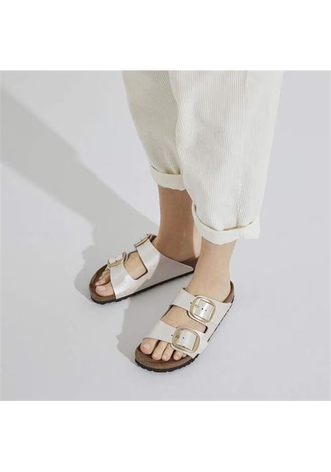 Arizona Big Buckle Graceful Pearl White BIRKENSTOCK | Scarpe | 1020021PEARL WHITE